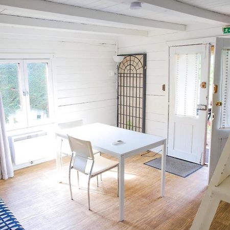 Les Cabanes Parisiennes - Chalets 1H30 From Paris - 62P Sainte-Geneviève-des-Bois Εξωτερικό φωτογραφία