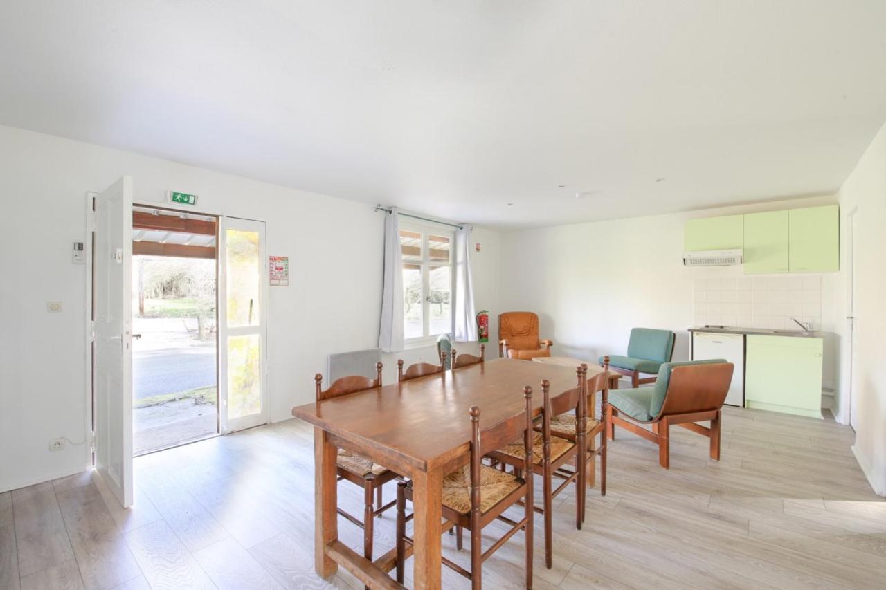 Les Cabanes Parisiennes - Chalets 1H30 From Paris - 62P Sainte-Geneviève-des-Bois Εξωτερικό φωτογραφία